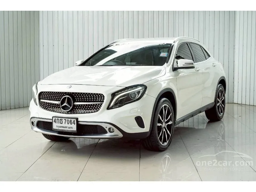 2015 Mercedes-Benz GLA200 Urban SUV