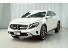 2015 Mercedes-Benz GLA200 1.6 W156 (ปี 14-20) Urban SUV