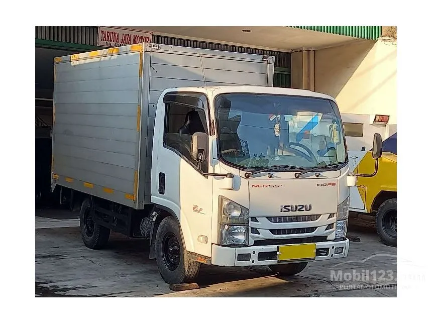 Jual Mobil Isuzu Elf 2018 NLR 2.8 di DKI Jakarta Manual Trucks Putih Rp 223.000.000