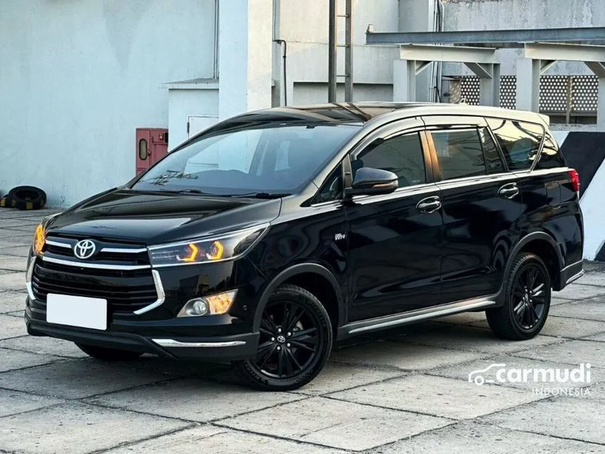 2019 Toyota Innova Venturer Wagon