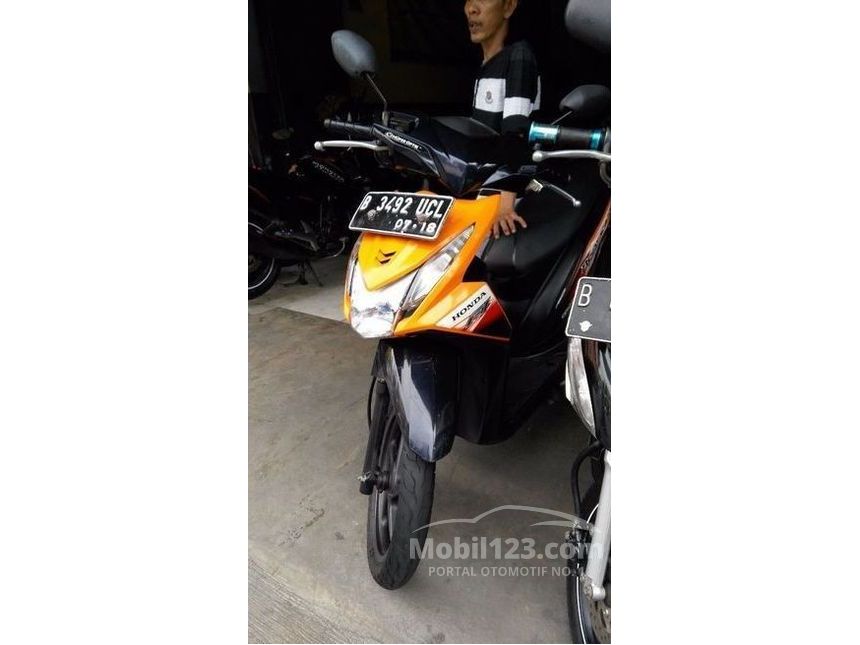 Jual Motor Honda Beat 2013 0.1 di DKI Jakarta Automatic Orange Rp 8.500