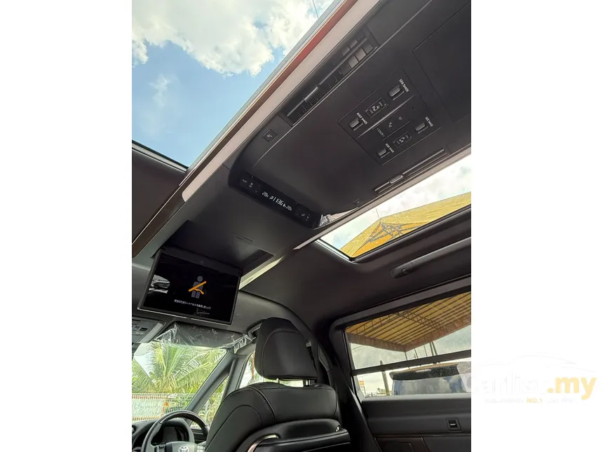 2024 Toyota Alphard Z 7-Seater MPV