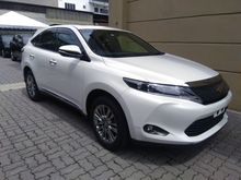2015 Toyota Harrier 2.0 Premium Panoramic Power Boot
