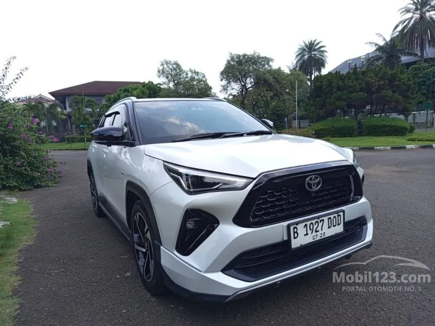 Jual Mobil Toyota Yaris Cross 2023 S HV (2 Tone) (Premium Colour) 1.5 di DKI Jakarta Automatic SUV Putih Rp 335.000.000