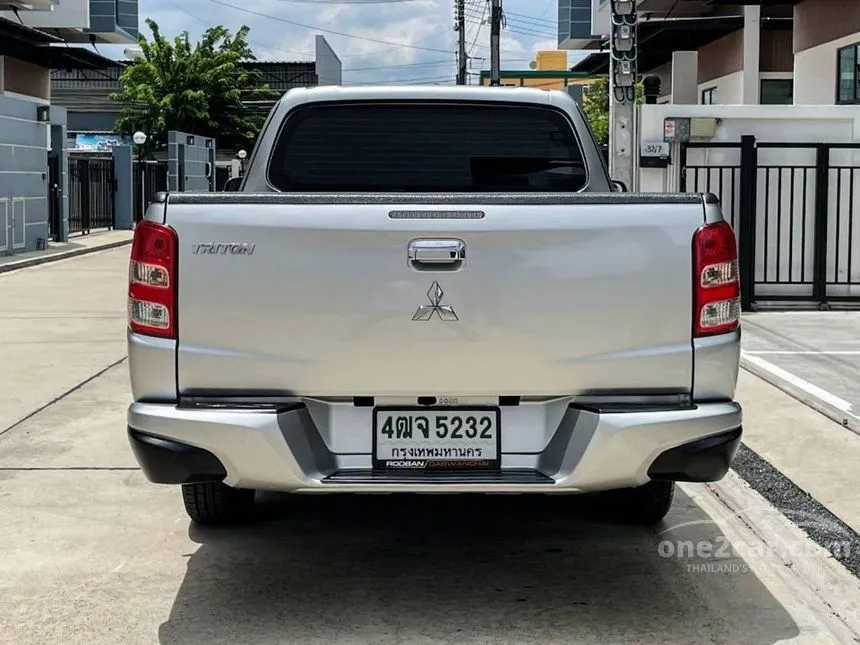 2018 Mitsubishi TRITON GLX Mega Cab Pickup