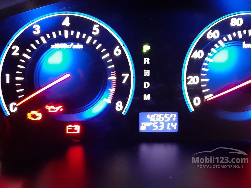 2013 Mazda 8 2.3 A/T MPV