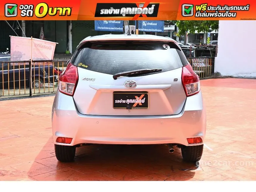 2015 Toyota YARIS E Hatchback