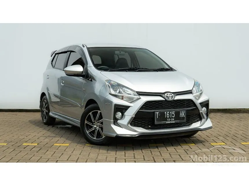 Jual Mobil Toyota Agya 2021 G 1.2 di Jawa Barat Manual Hatchback Silver Rp 130.000.000