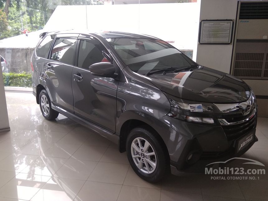 Jual Mobil Daihatsu Xenia 2019 R DELUXE 1.3 di Jawa Timur Automatic MPV