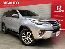 2016 Toyota Fortuner 2.8 (ปี 15-18) V SUV AT