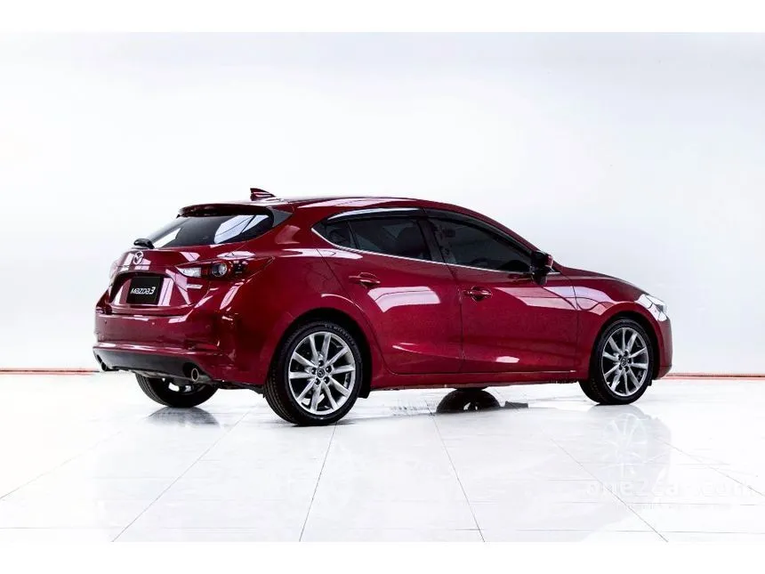 2019 Mazda 3 S Sports Hatchback