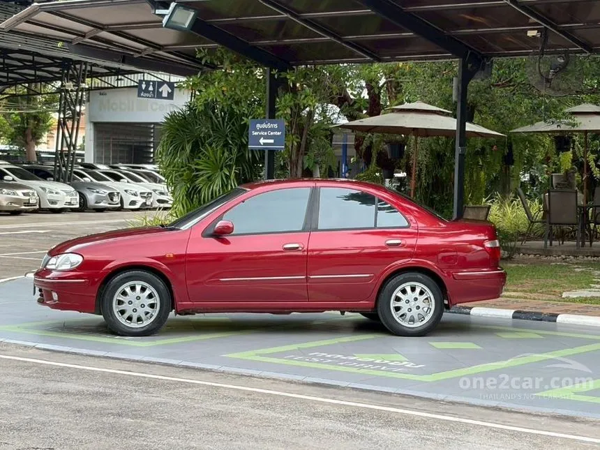 2001 Nissan SUNNY GL Sedan