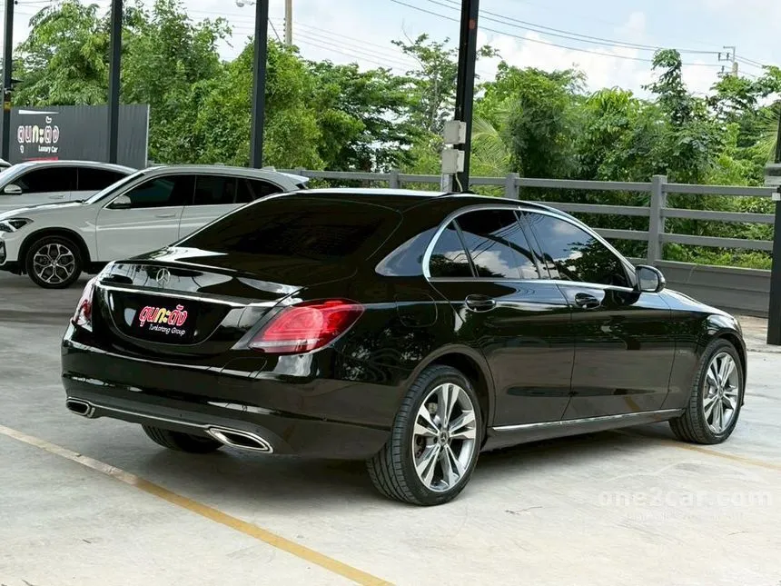 2020 Mercedes-Benz C300 e Avantgarde Sedan