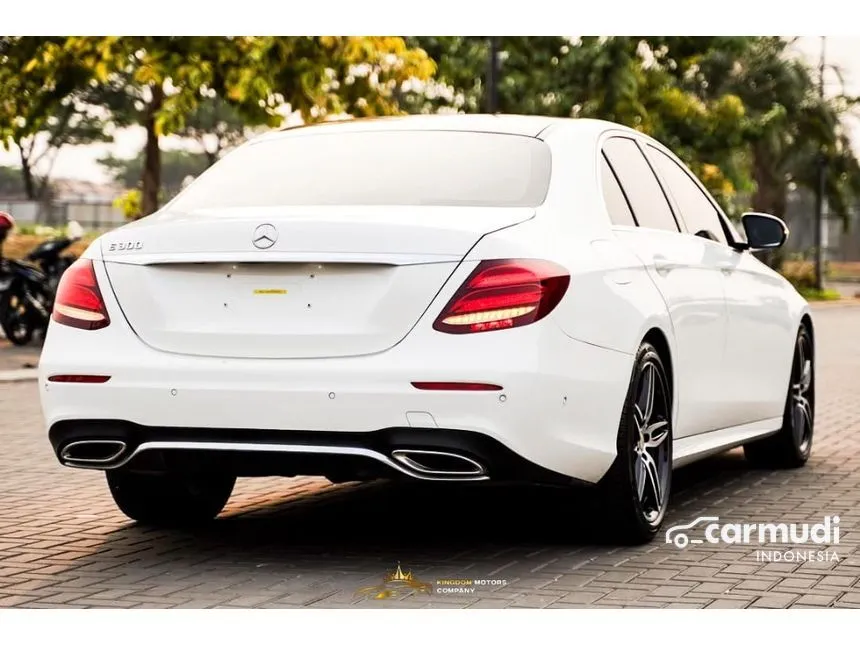 2017 Mercedes-Benz E300 AMG Line Sedan