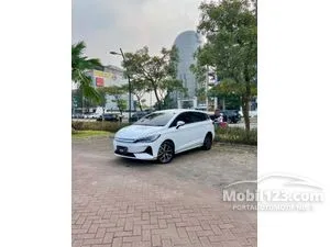 2025 BYD M6 Standard 7 Seater MPV