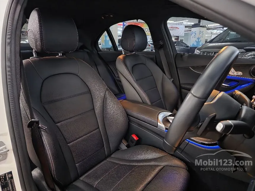 2021 Mercedes-Benz C200 AMG Final Edition Sedan