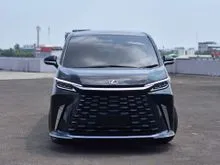 2024 Lexus LM 350h 2.5 7 Seater MPV (Faktur 2025) Black on Black Odo 8 Rb (TERMURAH)