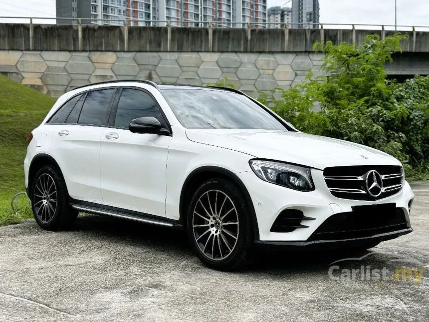 2018 Mercedes-Benz GLC250 4MATIC AMG Line Safety Upd. SUV