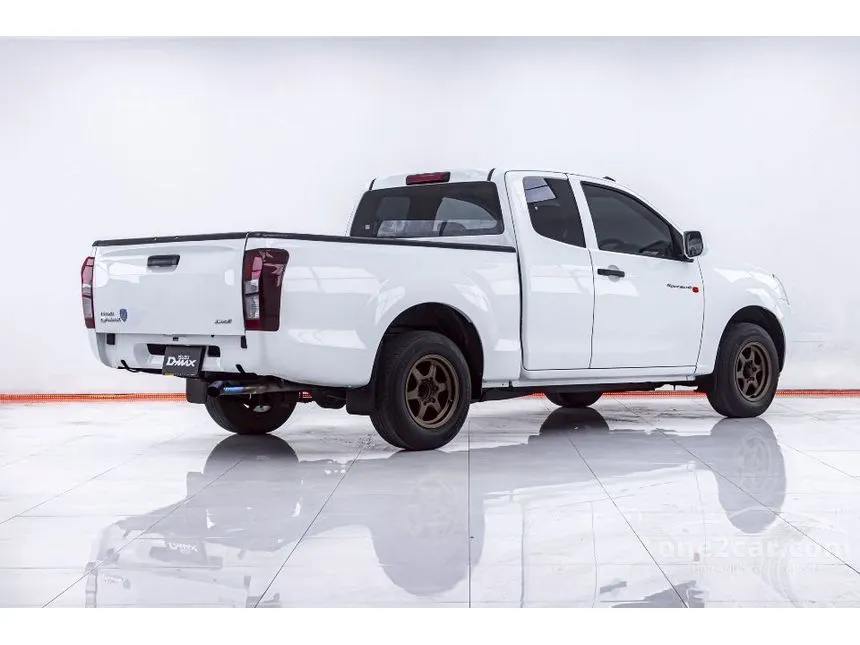 2018 Isuzu D-MAX S Space Cab Pickup