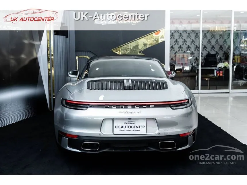 2024 Porsche 911 Targa 4 Convertible