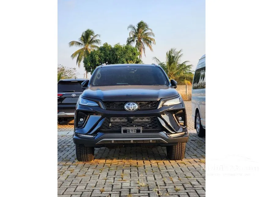 Jual Mobil Toyota Fortuner 2024 VRZ TSS GR Parts Aero Package 2.8 di DKI Jakarta Automatic SUV Hitam Rp 643.200.000