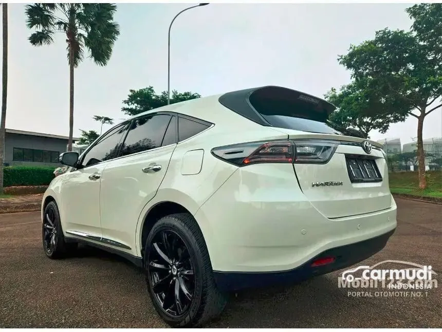 2014 Toyota Harrier SUV