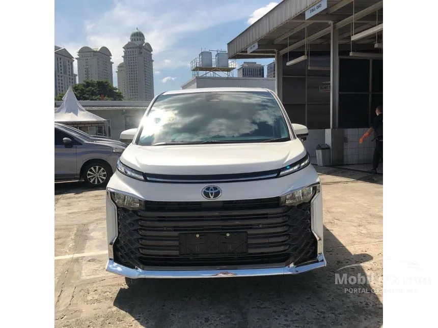 Jual Mobil Toyota Voxy 2024 2.0 di DKI Jakarta Automatic Van Wagon Hitam Rp 598.000.000