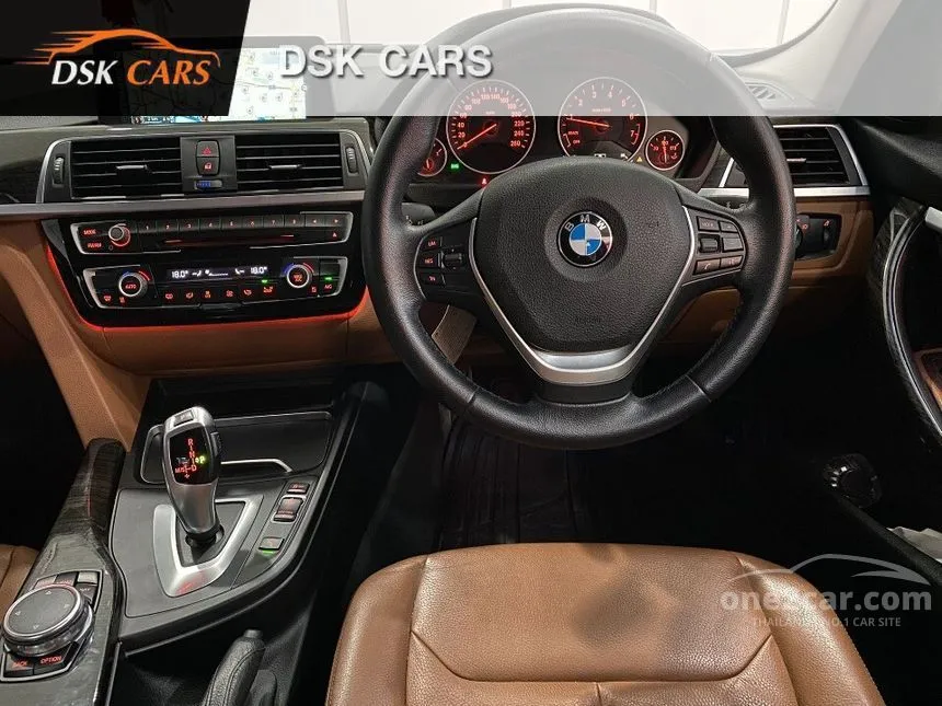2016 BMW 320i Sedan