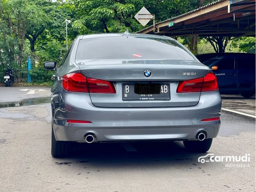2020 BMW 520i Sedan
