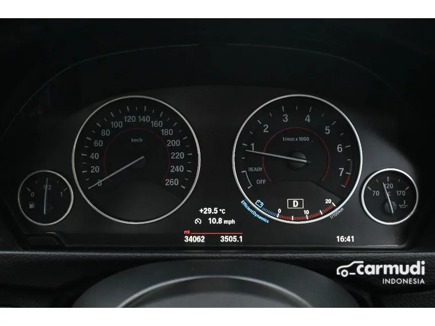 2016 BMW 320i Sport Sedan