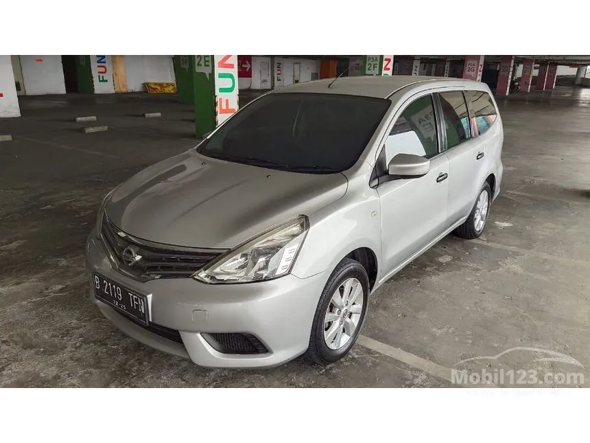 Jual Mobil Nissan Grand Livina 2015 SV 1.5 di DKI Jakarta Manual MPV Silver Rp 107.000.000