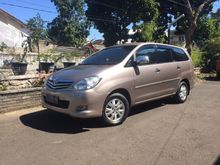 2009 Toyota Innova 2.5 MPV Minivans