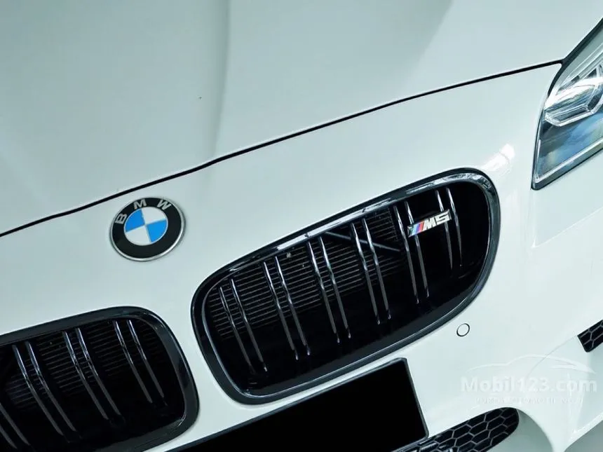 2012 BMW M5 M5 Sedan