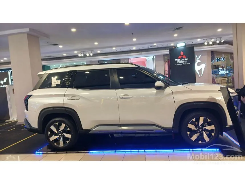 2026 Mitsubishi Destinator Ultimate SUV