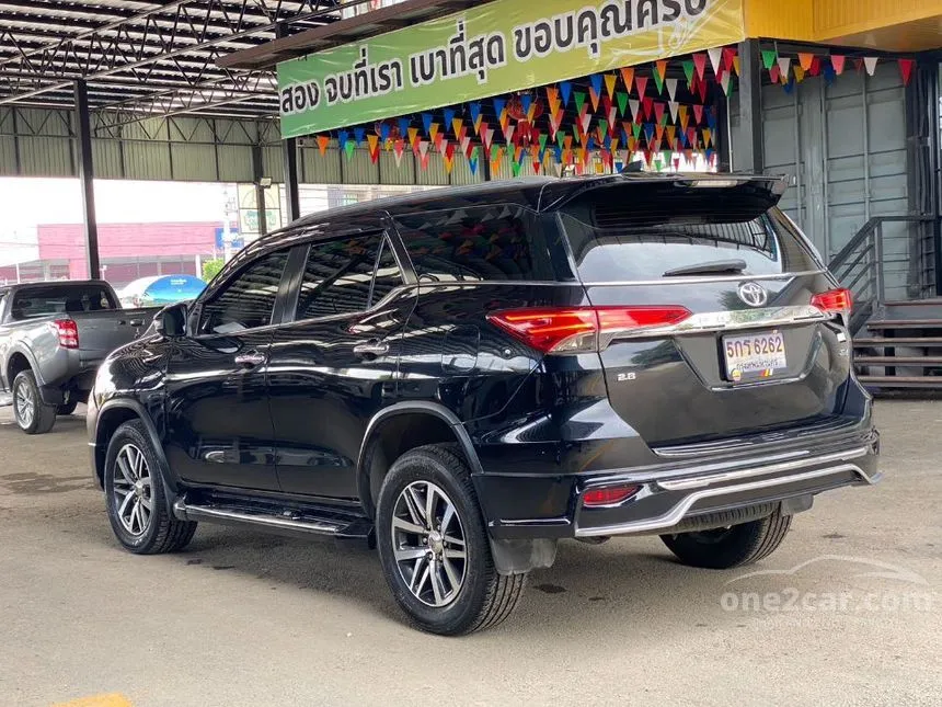 2018 Toyota FORTUNER V SUV