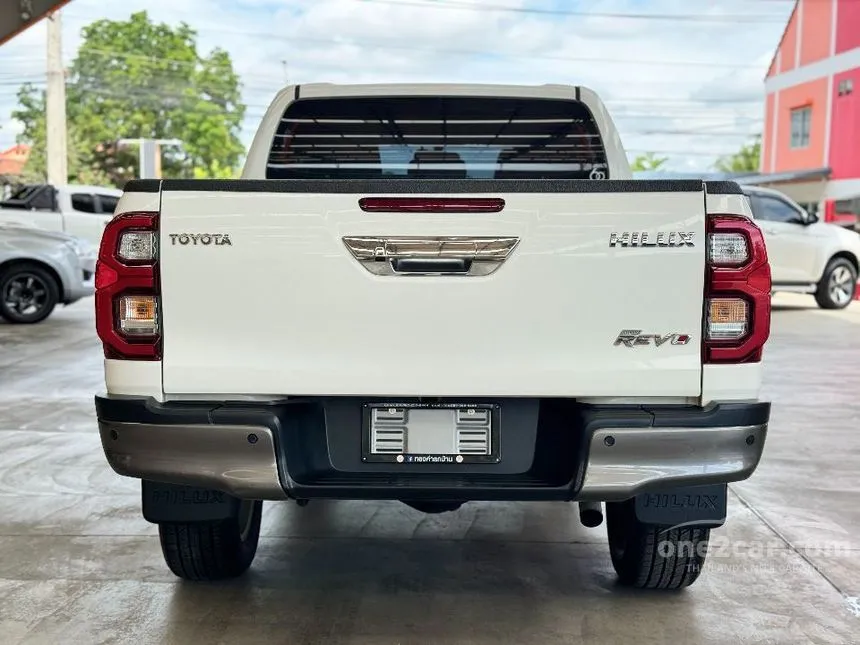 2022 Toyota HILUX REVO Prerunner Mid Double Cab Pickup