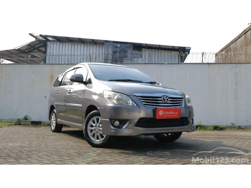 2012 Toyota Kijang Innova V MPV