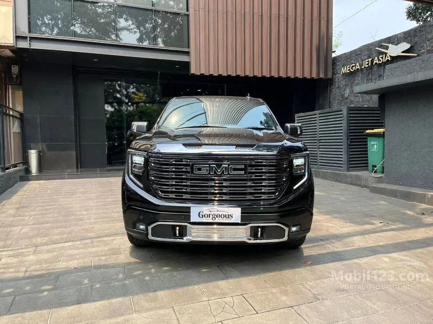 2024 GMC Sierra 1500 V8 Denali Ultimate Dual Cab Pickup
