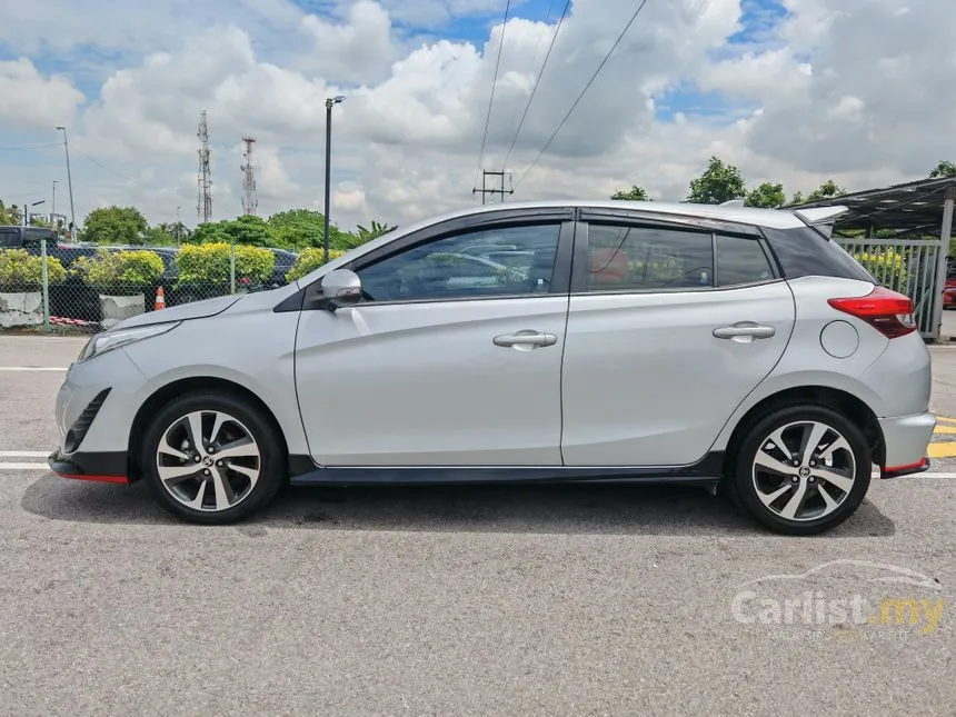 2020 Toyota Yaris E Hatchback