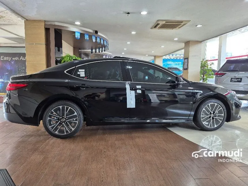 2025 Toyota Camry HV TSS 2 Sedan