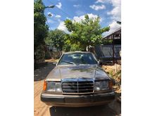 1991 Mercedes-Benz E300 M/T