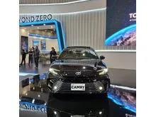 2025 Toyota Camry 2.5 HEV Sedan HUJAN PROMO AWAL JUNI, (Harga Spesial Event)