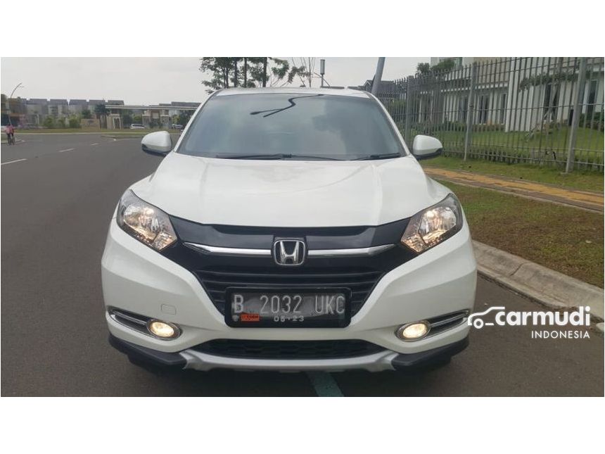 Honda HR-V 2018 E 1.5 in DKI Jakarta Automatic SUV White for Rp 240.000