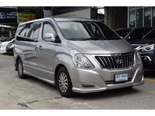 2016 Hyundai H-1 2.5 (ปี 08-17) Deluxe Van
