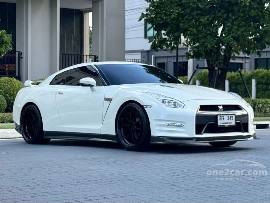 2012 Nissan GT-R Coupe