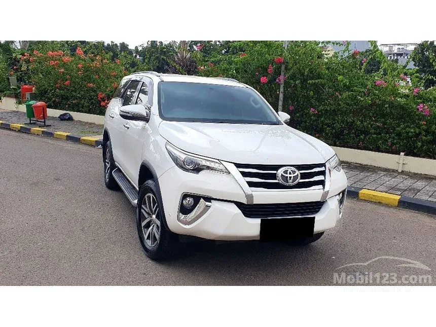 Jual Mobil Toyota Fortuner 2016 VRZ 2.4 di DKI Jakarta Automatic SUV Putih Rp 349.000.000