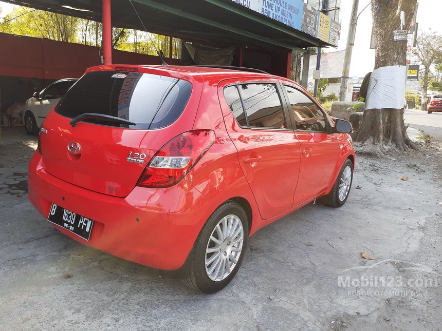 Jual Mobil  Hyundai  i20 2010 SG SG 1 4 di Yogyakarta  Manual 