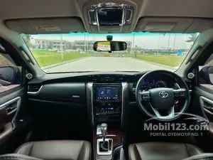 2020 Toyota Fortuner 2.4 VRZ TRD 4X2 SUV