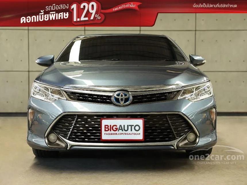 2016 Toyota Camry Hybrid Sedan