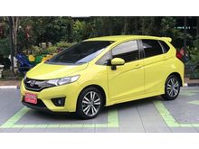 2014 Honda Jazz 1.5 (ปี 14-18) SV i-VTEC Hatchback AT